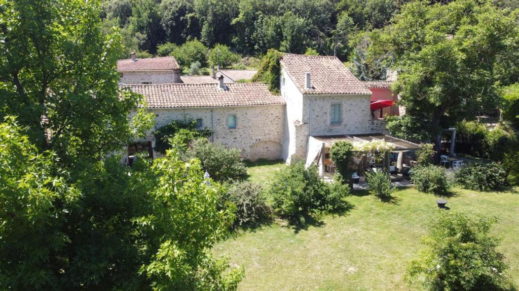 Le Moulin D'Arcas. Bed and Breakfast Prémian Esterno foto